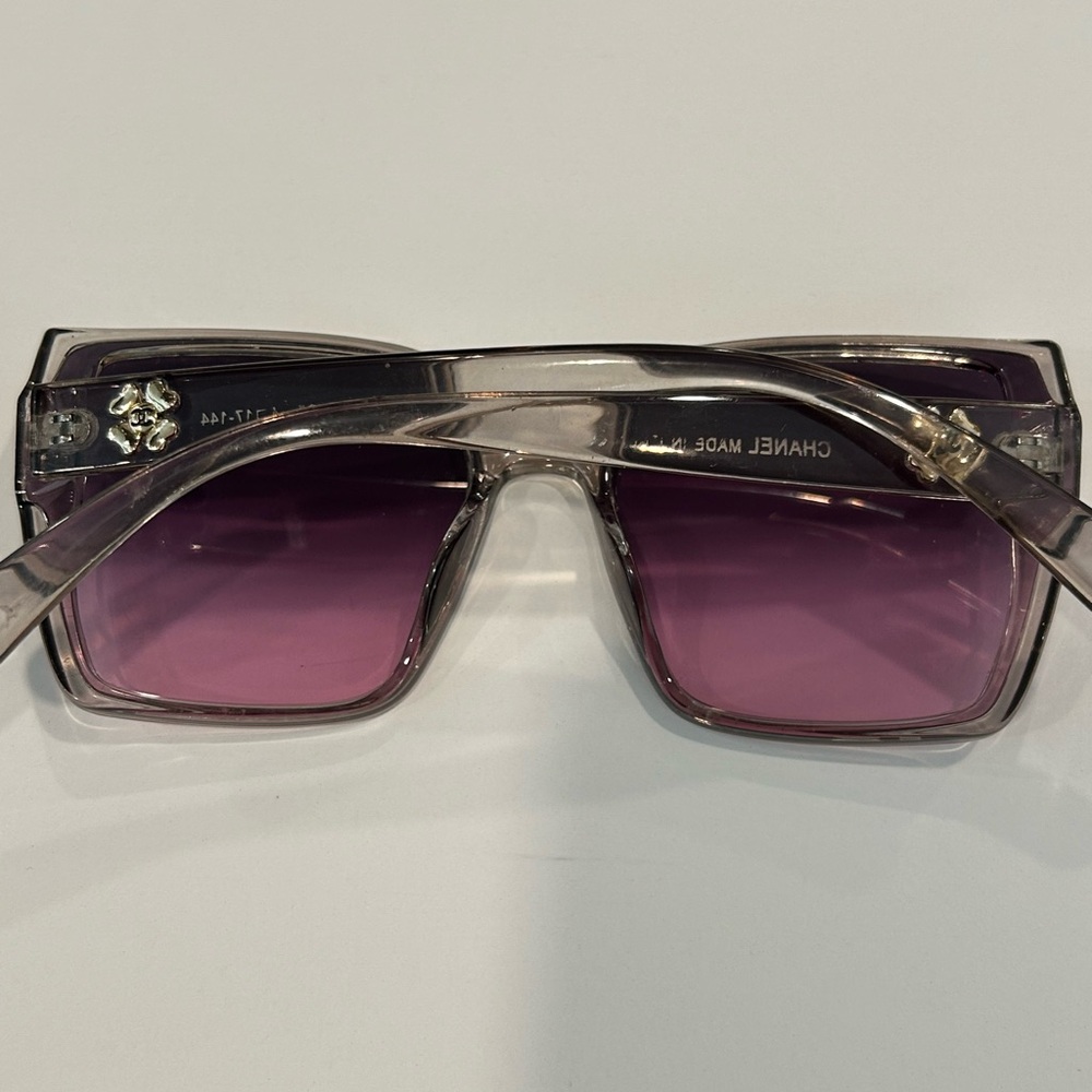 Chanel polorized sunglasses ❤️